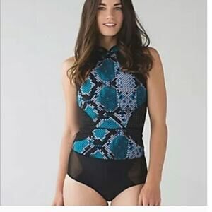 Lululemon Salty Swim Reversible Rash Guard Set Size 6  High Neck Swim Top Bottom